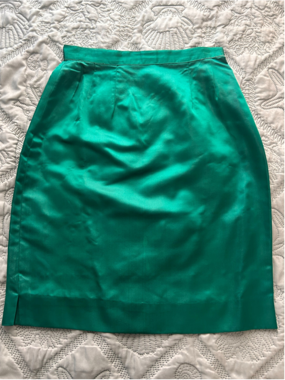 Vintage Handmade Emerald Green Satin-Finish Pencil Skirt Size 6